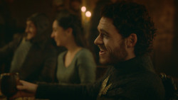 extant_GameOfThrones_3x09-TheRainsOfCastamere_3859