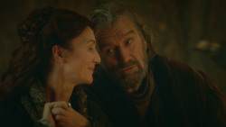 extant_GameOfThrones_3x09-TheRainsOfCastamere_3909