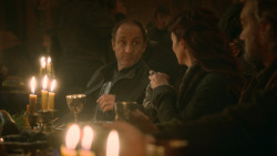 extant_GameOfThrones_3x09-TheRainsOfCastamere_3925