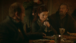 extant_GameOfThrones_3x09-TheRainsOfCastamere_3934