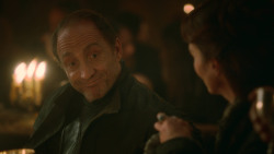 extant_GameOfThrones_3x09-TheRainsOfCastamere_3937