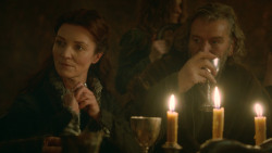 extant_GameOfThrones_3x09-TheRainsOfCastamere_3943