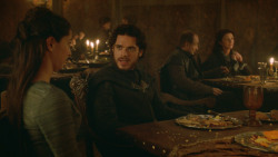 extant_GameOfThrones_3x09-TheRainsOfCastamere_3992