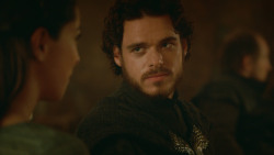extant_GameOfThrones_3x09-TheRainsOfCastamere_4012