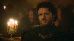 extant_GameOfThrones_3x09-TheRainsOfCastamere_4023