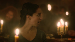 extant_GameOfThrones_3x09-TheRainsOfCastamere_4027