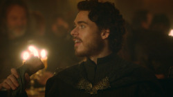 extant_GameOfThrones_3x09-TheRainsOfCastamere_4029