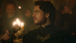 extant_GameOfThrones_3x09-TheRainsOfCastamere_4031