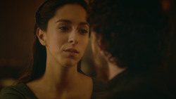 extant_GameOfThrones_3x09-TheRainsOfCastamere_4043
