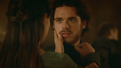 extant_GameOfThrones_3x09-TheRainsOfCastamere_4048