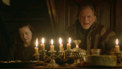 extant_GameOfThrones_3x09-TheRainsOfCastamere_4112