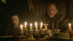 extant_GameOfThrones_3x09-TheRainsOfCastamere_4113