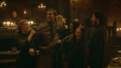 extant_GameOfThrones_3x09-TheRainsOfCastamere_4205