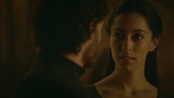 extant_GameOfThrones_3x09-TheRainsOfCastamere_4307