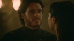 extant_GameOfThrones_3x09-TheRainsOfCastamere_4309