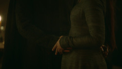 extant_GameOfThrones_3x09-TheRainsOfCastamere_4324