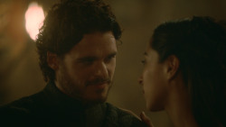 extant_GameOfThrones_3x09-TheRainsOfCastamere_4327