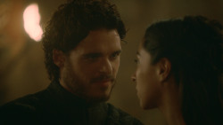 extant_GameOfThrones_3x09-TheRainsOfCastamere_4328
