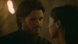 extant_GameOfThrones_3x09-TheRainsOfCastamere_4330