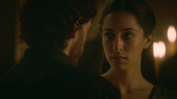 extant_GameOfThrones_3x09-TheRainsOfCastamere_4333