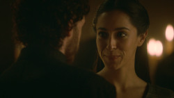 extant_GameOfThrones_3x09-TheRainsOfCastamere_4339