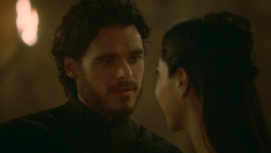extant_GameOfThrones_3x09-TheRainsOfCastamere_4361