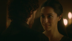 extant_GameOfThrones_3x09-TheRainsOfCastamere_4380