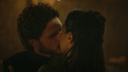 extant_GameOfThrones_3x09-TheRainsOfCastamere_4385