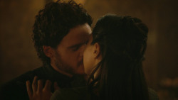 extant_GameOfThrones_3x09-TheRainsOfCastamere_4388