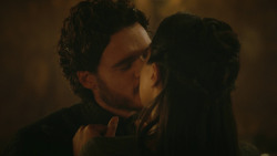 extant_GameOfThrones_3x09-TheRainsOfCastamere_4390