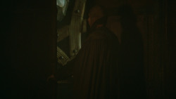 extant_GameOfThrones_3x09-TheRainsOfCastamere_4418