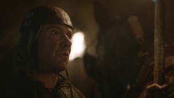 extant_GameOfThrones_3x09-TheRainsOfCastamere_4563