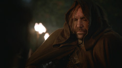 extant_GameOfThrones_3x09-TheRainsOfCastamere_4564