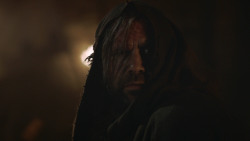 extant_GameOfThrones_3x09-TheRainsOfCastamere_4571