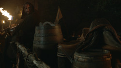 extant_GameOfThrones_3x09-TheRainsOfCastamere_4575