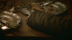 extant_GameOfThrones_3x09-TheRainsOfCastamere_4628