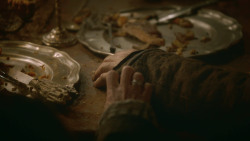 extant_GameOfThrones_3x09-TheRainsOfCastamere_4635