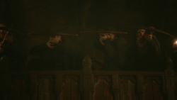 extant_GameOfThrones_3x09-TheRainsOfCastamere_4670