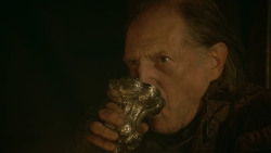 extant_GameOfThrones_3x09-TheRainsOfCastamere_4722