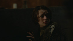 extant_GameOfThrones_3x09-TheRainsOfCastamere_4845
