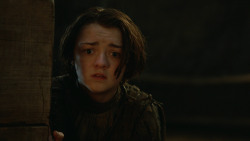 extant_GameOfThrones_3x09-TheRainsOfCastamere_4861
