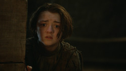 extant_GameOfThrones_3x09-TheRainsOfCastamere_4862