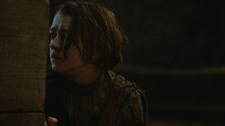 extant_GameOfThrones_3x09-TheRainsOfCastamere_4863