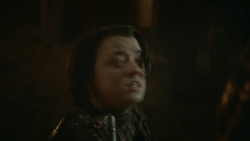 extant_GameOfThrones_3x09-TheRainsOfCastamere_4878