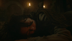 extant_GameOfThrones_3x09-TheRainsOfCastamere_4882