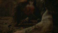 extant_GameOfThrones_3x09-TheRainsOfCastamere_4886