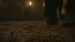 extant_GameOfThrones_3x09-TheRainsOfCastamere_4887