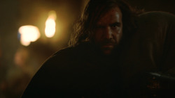 extant_GameOfThrones_3x09-TheRainsOfCastamere_4903