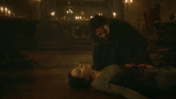 extant_GameOfThrones_3x09-TheRainsOfCastamere_4965