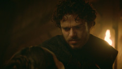 extant_GameOfThrones_3x09-TheRainsOfCastamere_4979